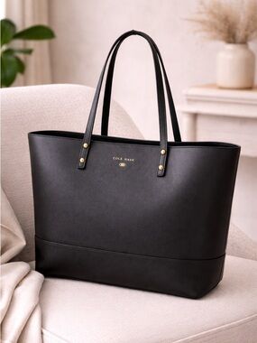 Cole Haan Black leather Tote should bag career work bag structured shoulder bag